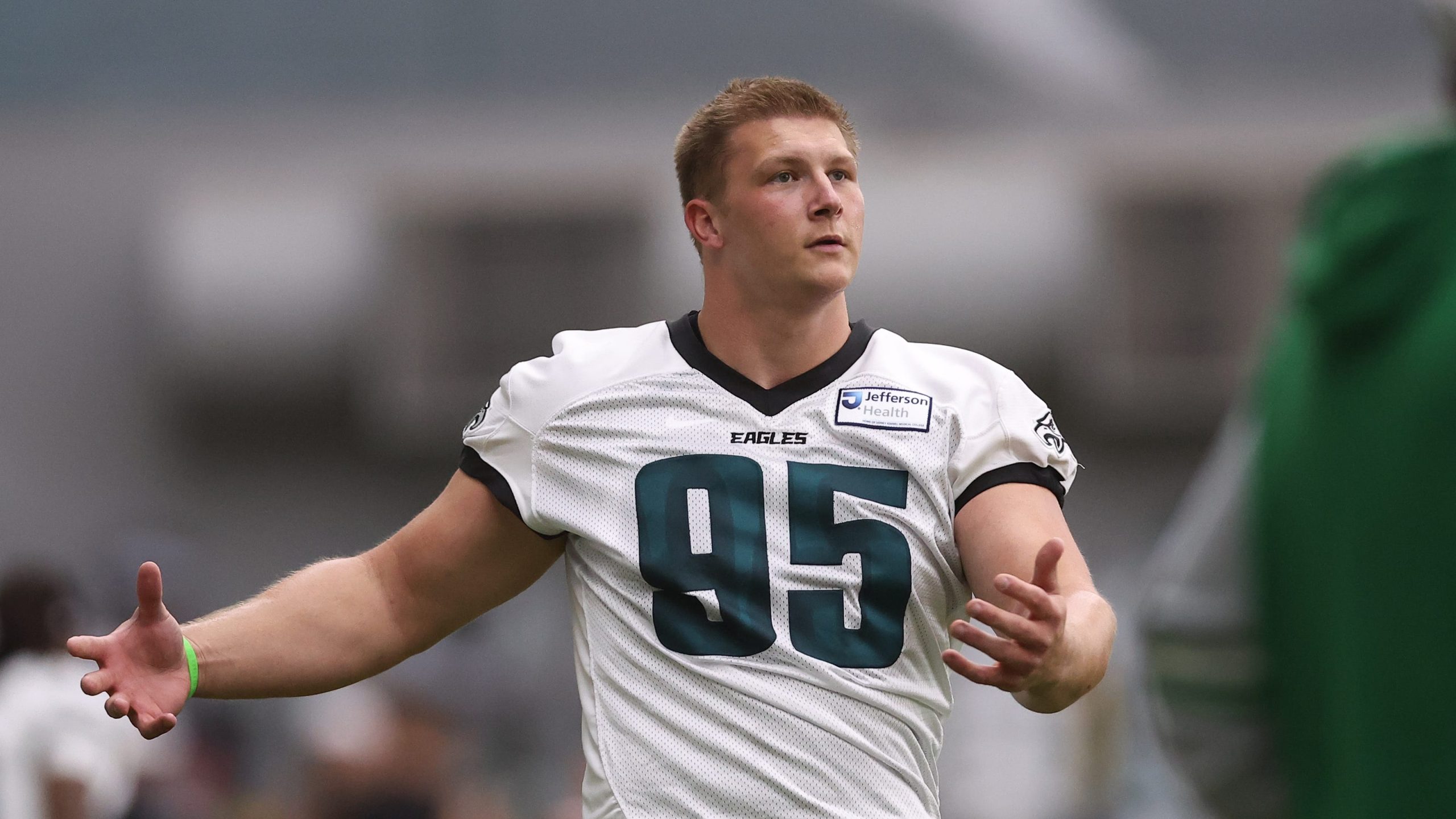 Former Nebraska lineman Ty Robinson records first sack with the Philadelphia Eagles