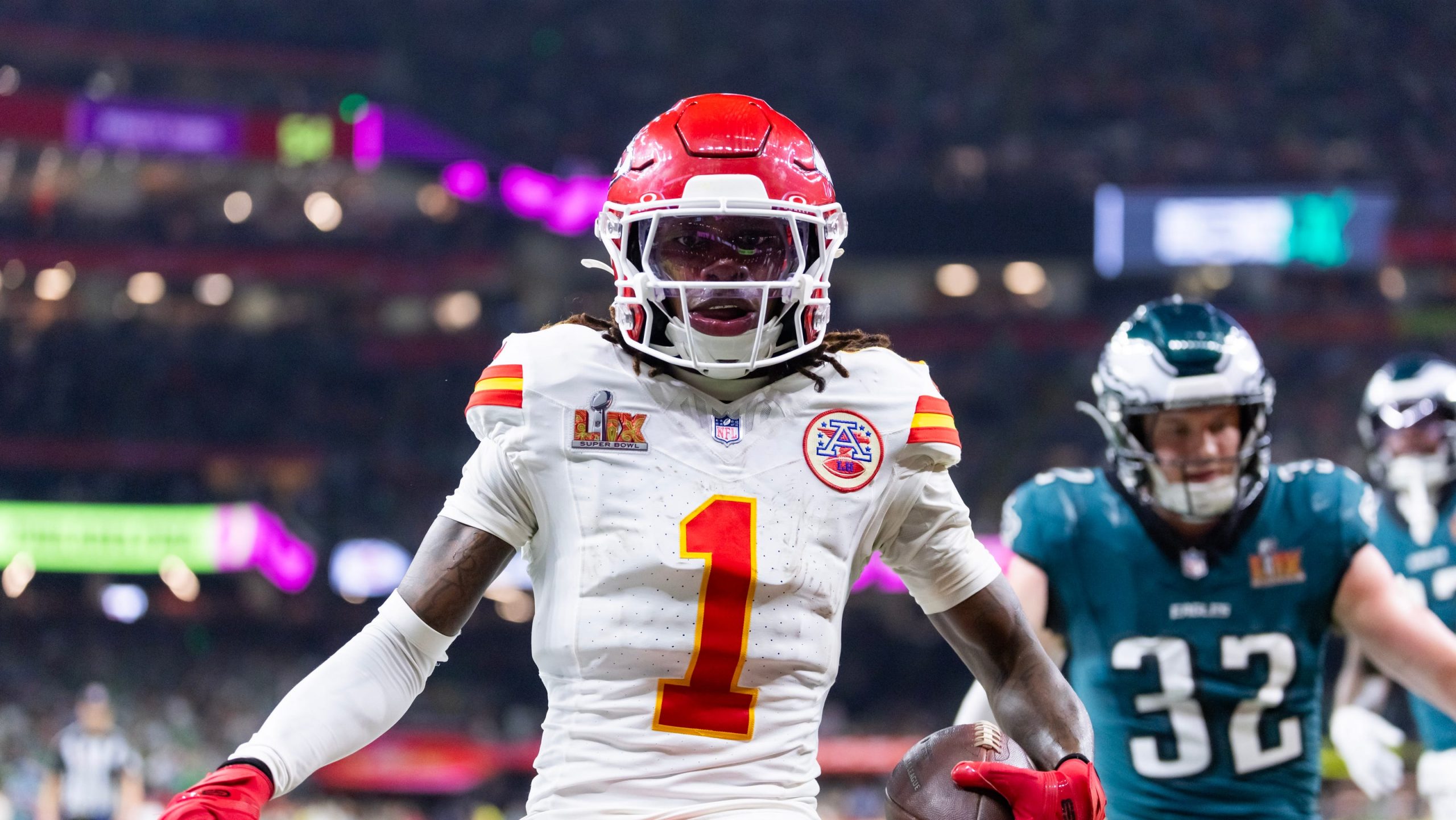 REPORT: ‘Surgery is not currently under consideration’ for Chiefs WR Xavier Worthy