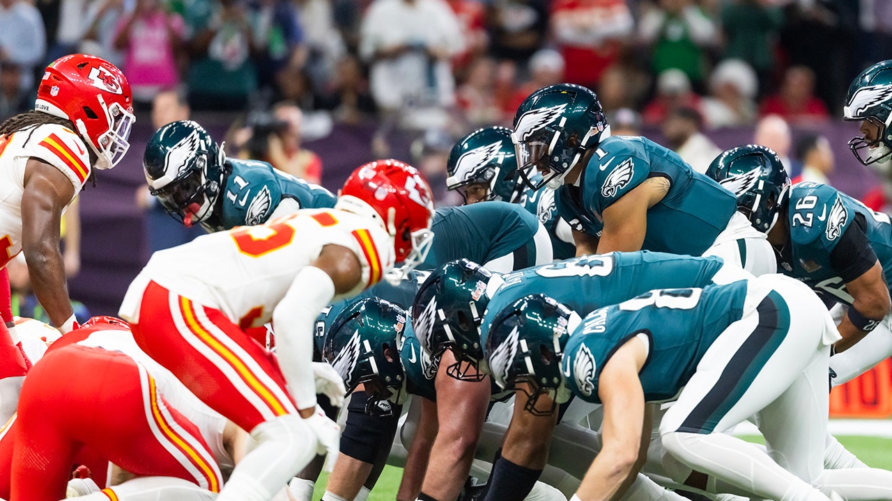 Pennsylvanians weigh in on Eagles’ controversial ‘tush push’ as team remains undefeated through Week 4
