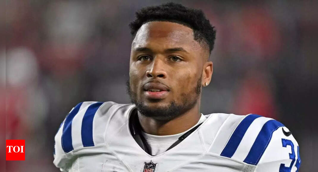 Isaiah Rodgers shares fan abuse online after Vikings fall short against the Philadelphia Eagles